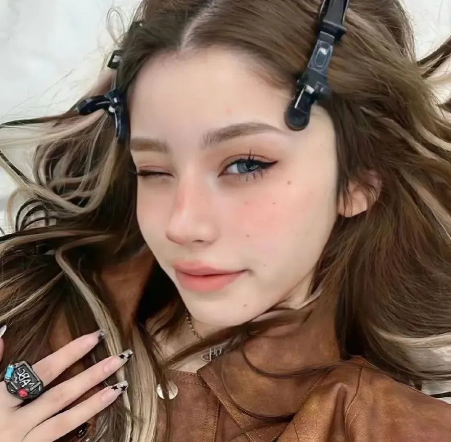 朴花英 在线观看